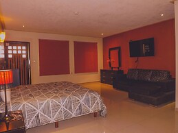 Hotel Los Cedros Uayamon