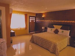 Hotel Los Cedros Uayamon