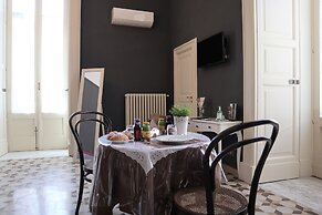 Chez Moi Lecce Charme B&B