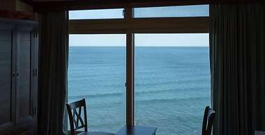 Benikea Mountain and Sea Daepo Port