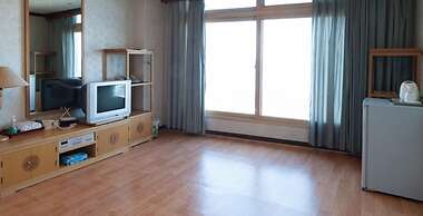 Benikea Mountain and Sea Daepo Port