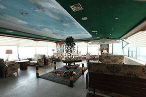 Benikea Mountain and Sea Daepo Port