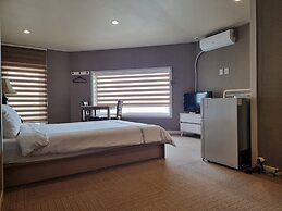 Benikea Mountain and Sea Yangyang