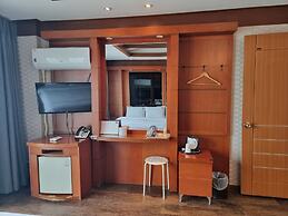 Benikea Mountain and Sea Yangyang