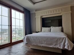 Benikea Mountain and Sea Yangyang