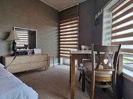 Benikea Mountain and Sea Yangyang