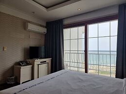 Benikea Mountain and Sea Yangyang