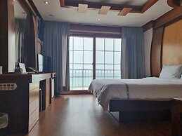 Benikea Mountain and Sea Yangyang