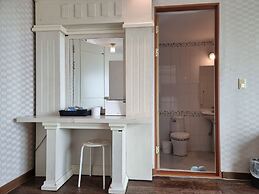 Benikea Mountain and Sea Yangyang