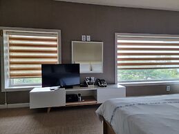 Benikea Mountain and Sea Yangyang