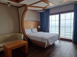 Benikea Mountain and Sea Yangyang