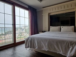 Benikea Mountain and Sea Yangyang