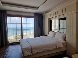 Benikea Mountain and Sea Yangyang