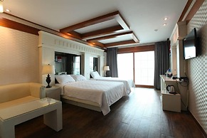 Benikea Mountain and Sea Yangyang