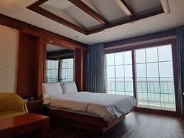 Benikea Mountain and Sea Yangyang