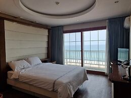 Benikea Mountain and Sea Yangyang