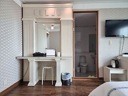 Benikea Mountain and Sea Yangyang