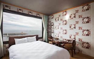 Benikea Mountain and Sea Sokcho