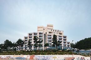 Benikea Mountain and Sea Sokcho