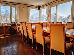 The Niseko Ski Lodge - Higashiyama