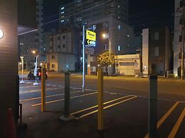 Cozy and Convenient Royal Heights