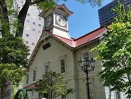 Cozy and Convenient Royal Heights