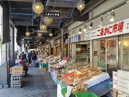 Cozy and Convenient Royal Heights