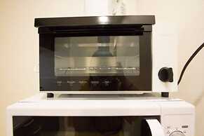 Cozy and Convenient Royal Heights