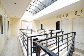 OYO 2856 Wisma Fortuna Syariah