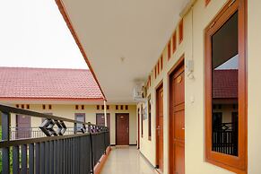 OYO 2826 Panderman Residence