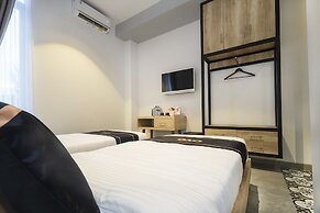 Super OYO Collection O 2627 Ratamya Co-living