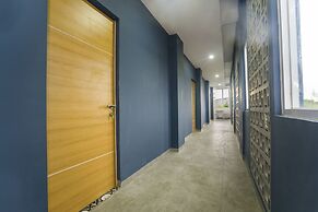 Super OYO Collection O 2627 Ratamya Co-living