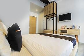 Super OYO Collection O 2627 Ratamya Co-living