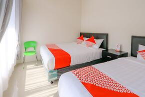 Super OYO Capital O 2798 Semeru Residence Syariah