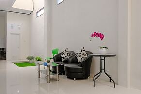 Super OYO Capital O 2798 Semeru Residence Syariah