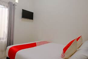 Super OYO Capital O 2798 Semeru Residence Syariah