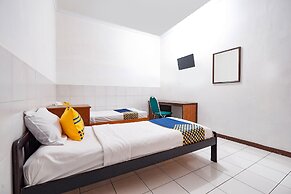 SPOT ON Sartika Inn Pati