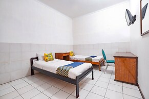 SPOT ON Sartika Inn Pati