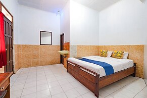 SPOT ON Sartika Inn Pati