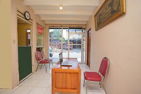 OYO 2656 Az Zahra Residence Syariah