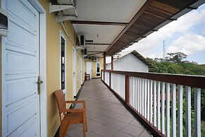 SPOT ON 2729 Marzan Syariah Guest House