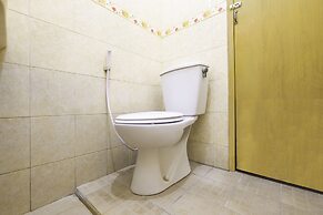 OYO 2728 Sinulingga Residence