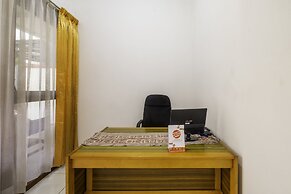 OYO 2728 Sinulingga Residence