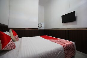 OYO 2630 Wisma Fahza Syariah