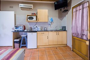 Marle' Lodge Bed & Breakfast