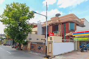 OYO 2547 Assirot Residence