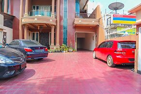 OYO 2547 Assirot Residence