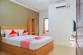 OYO 2547 Assirot Residence