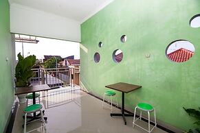 Super OYO 2808 D'residence Syariah