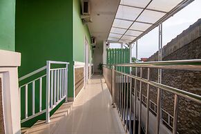 Super OYO 2808 D'residence Syariah